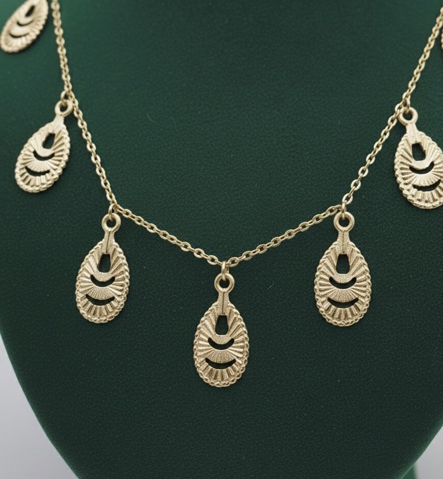 "قلادة الدموع العصرية" - تصميم خفيف بلمسة عتيقة