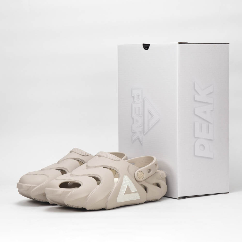 PEAK SLIPPERS SANDALS BROWN